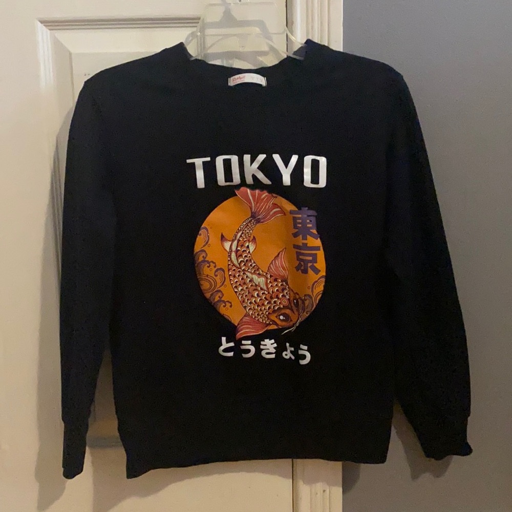 Sweatshirt